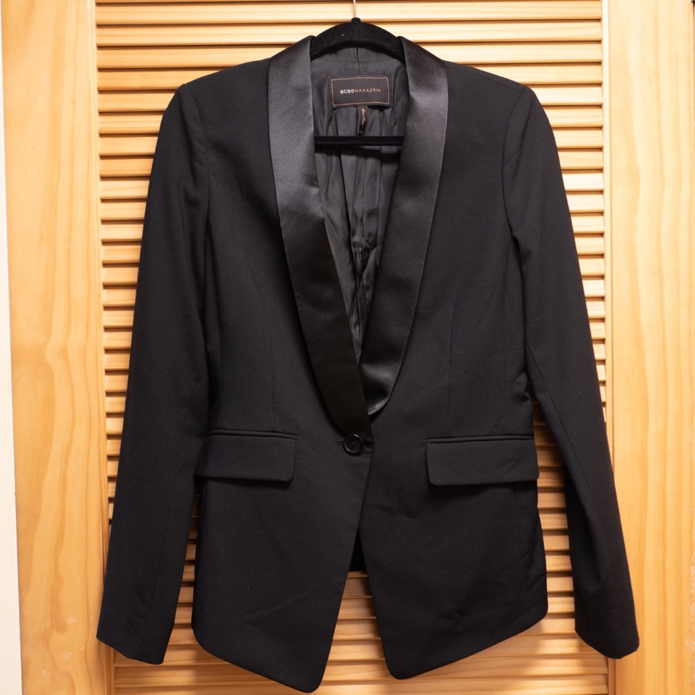 BCBGMaxAzria Tuxedo Blazer